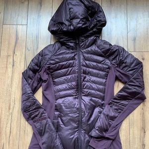 Lululemon Down for a Run Jacket Sz. 4, EEUC